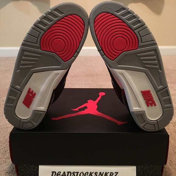 Nike Air Jordan 3 Retro OG "Black Cement" - Picture 6 of 7